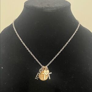 Elegant Silver and Gold Pendant Necklace